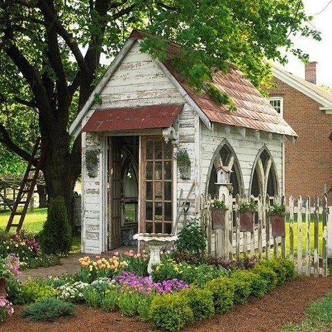 tiny garden shed
