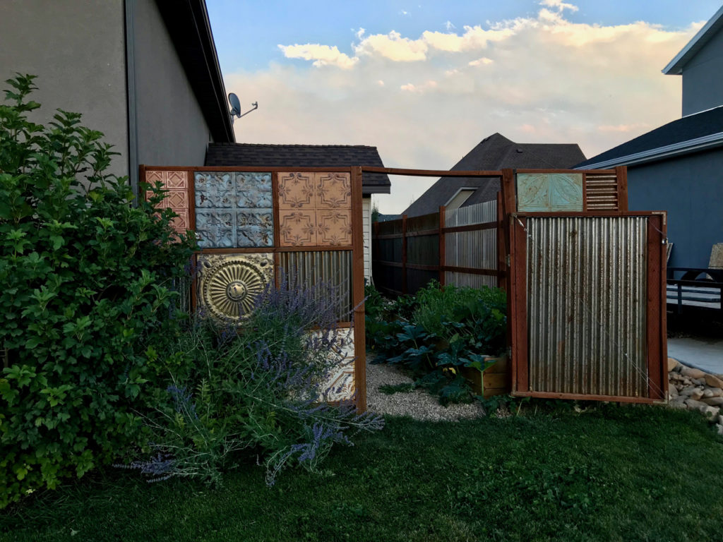 corrugated metal fence build