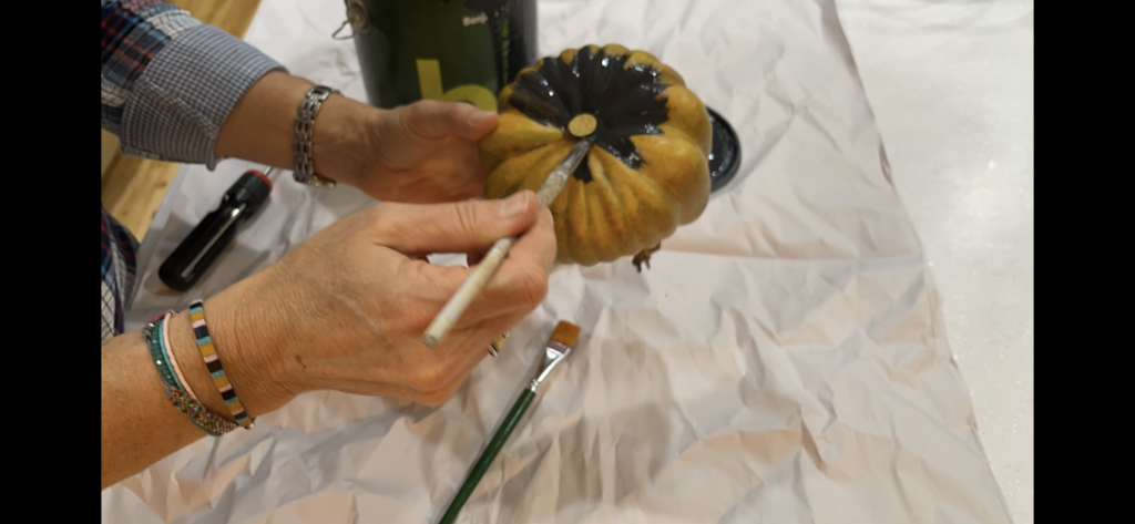 how to paint a pumpkin